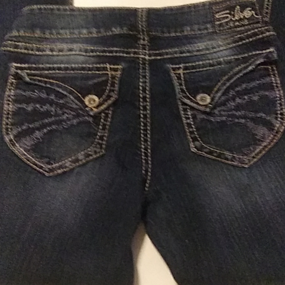 Silver Jeans - Picture 2 of 5